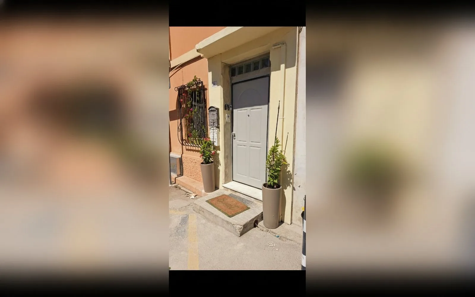 CAMERA MATRIMONIALE CON BAGNO PRIVATO &mdash; dettaglio